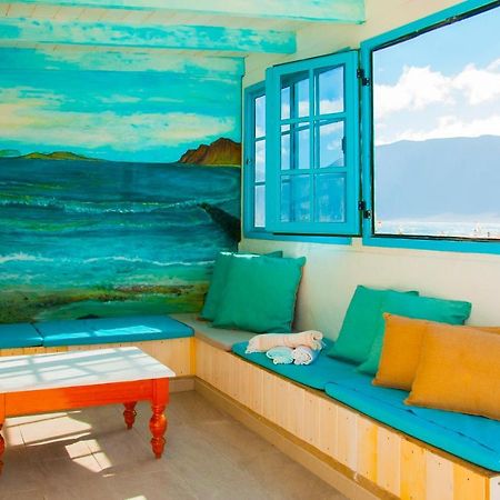 Famara Surf Rooftop Екстериор снимка