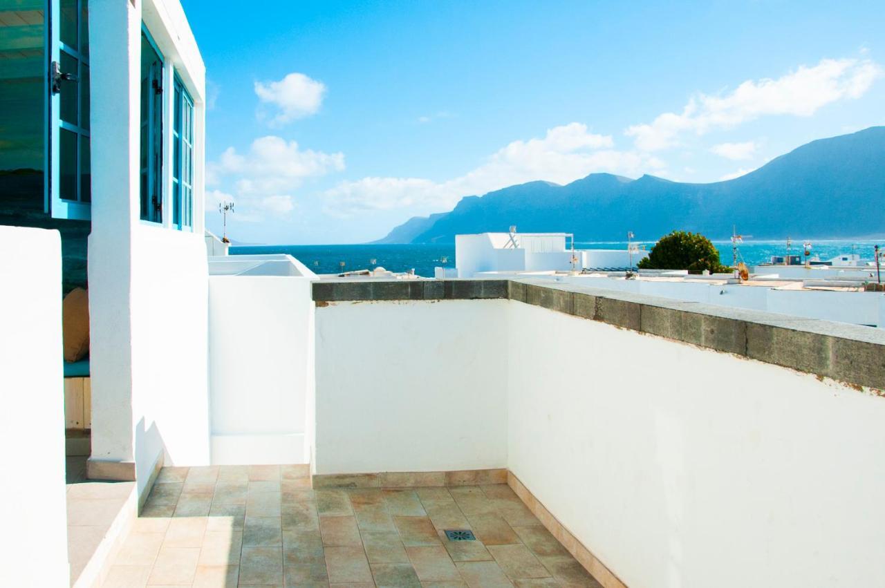 Famara Surf Rooftop Екстериор снимка